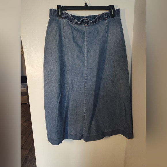 Vintage KoretDenim A-Line Skirt Size M/32 Light Weight Denim - Picture 2 of 2